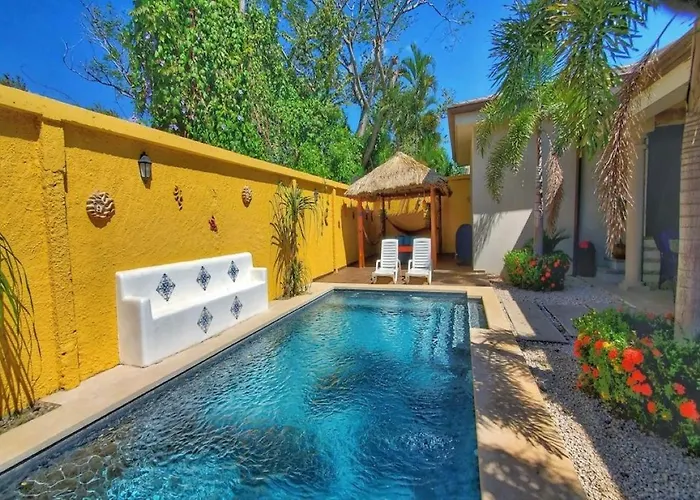 Casa Cocoa - 3 Bedroom In Playa Langosta *