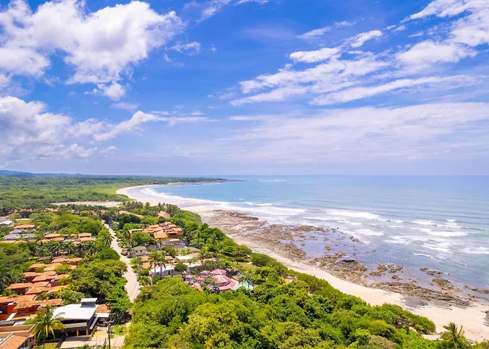 Casa Cocoa - 3 Bedroom In Playa Langosta Сasa de vacaciones Tamarindo